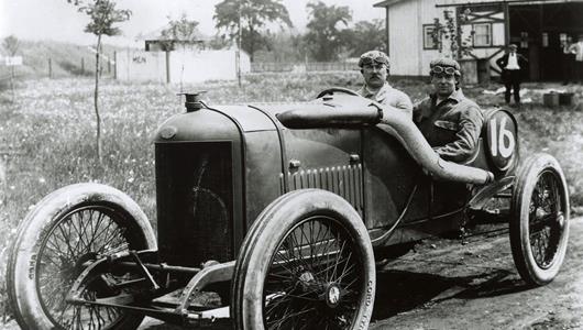 Rene Thomas in the #16 Delage (Delage/Delage) at the Indianapolis Motor Speedway in 1914.