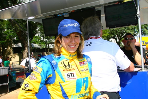 Beatriz Is Fifth Woman In 2010 Indianapolis 500 Field