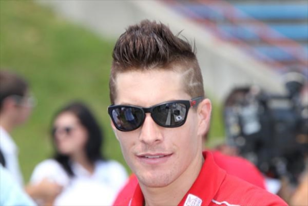 Nicky Hayden Pedals With Two Wheels