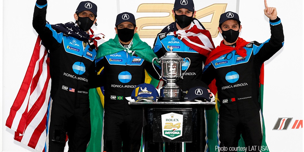 Rossi, Castroneves Add Rolex 24 Win to Career Honors in Nail-Biting Finish at Daytona