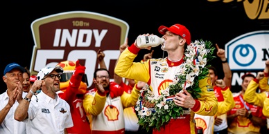 Newgarden Goes Back-to-Back at Indy in Thriller