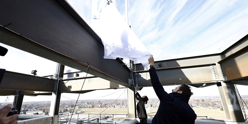 FOX’s Hinchcliffe, Henneberry Raise Flag for NTT INDYCAR SERIES Season