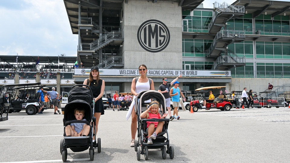 Mothers with strollers in front of the IMS Media Center